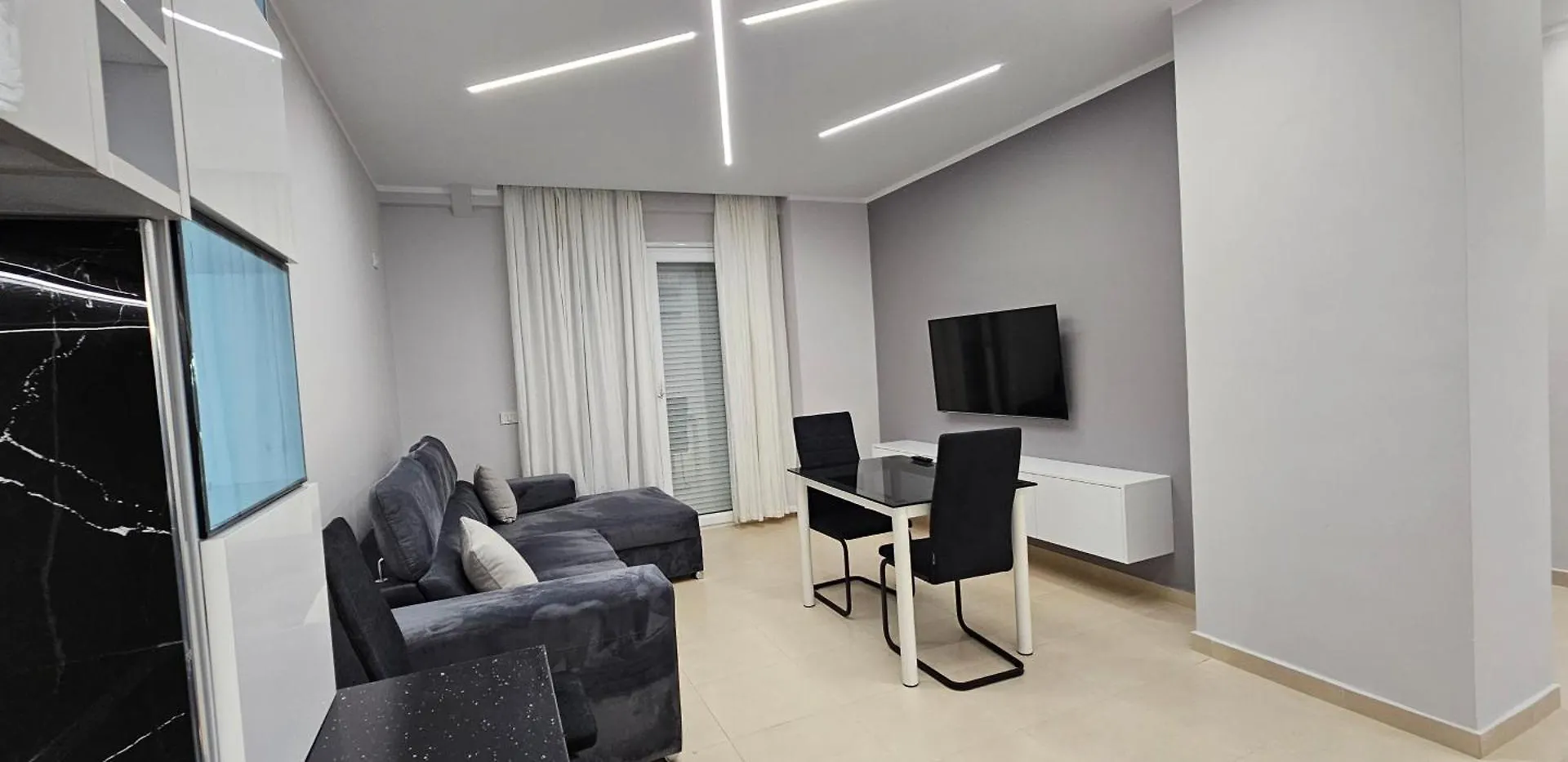 Gpn Sole Apartment Vlorë